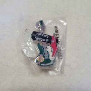 Hard Rock Cafe San Antonio Texas Green Mosrite Guitar with Cowboy Boot 2000‎ Pin